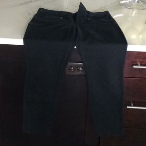 Women’s gap ankle pants
